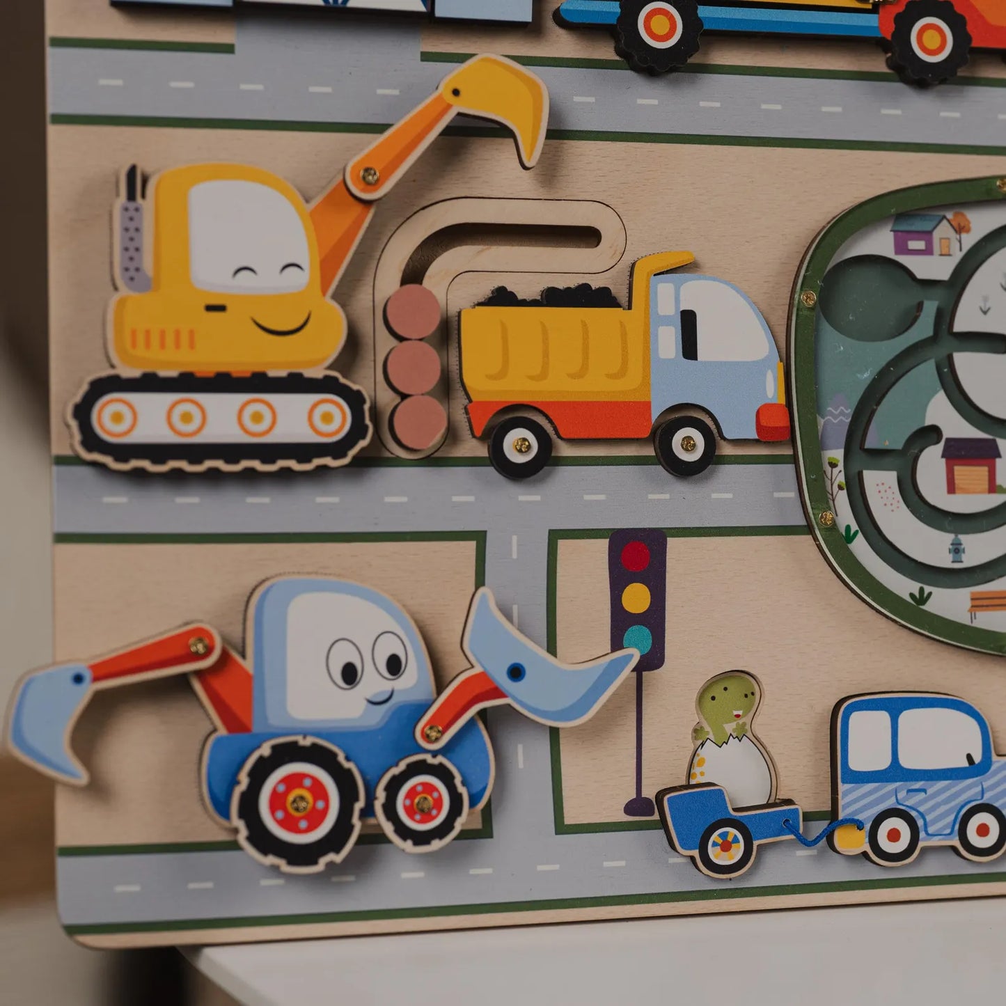 Safari Busy Board – Montessori Sensory Toy for Curious Toddlers
